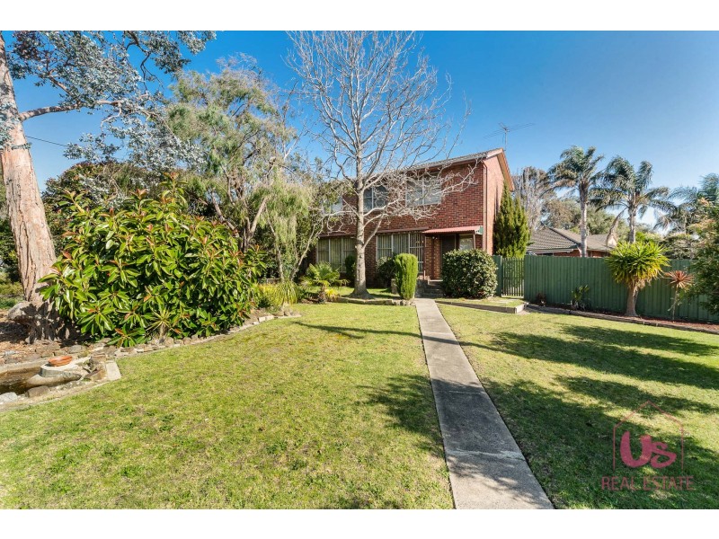 28 Brunning Crescent, Frankston North VIC 3200