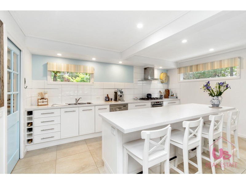 23 Derinya Drive, Frankston South VIC 3199