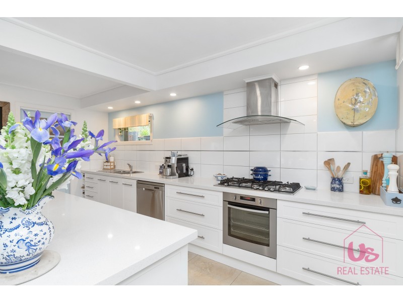 23 Derinya Drive, Frankston South VIC 3199