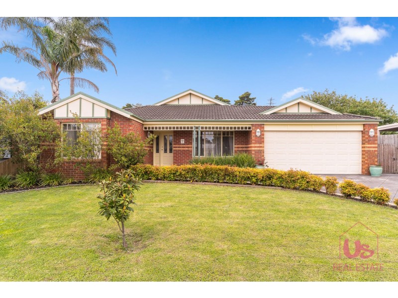 7 Kibo Court, Cranbourne North VIC 3977