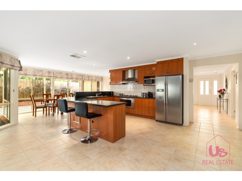 7 Kibo Court, Cranbourne North VIC 3977