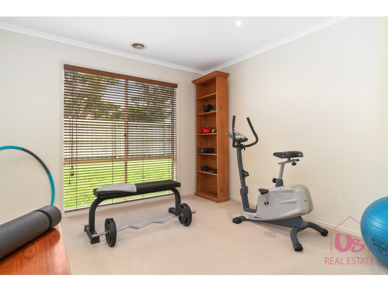 7 Kibo Court, Cranbourne North VIC 3977