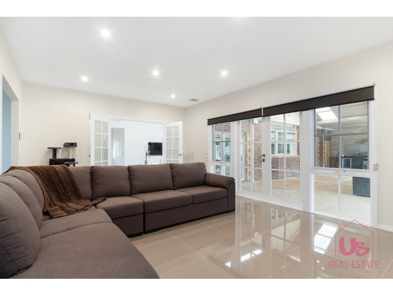 35 Grassmere Road, Langwarrin VIC 3910