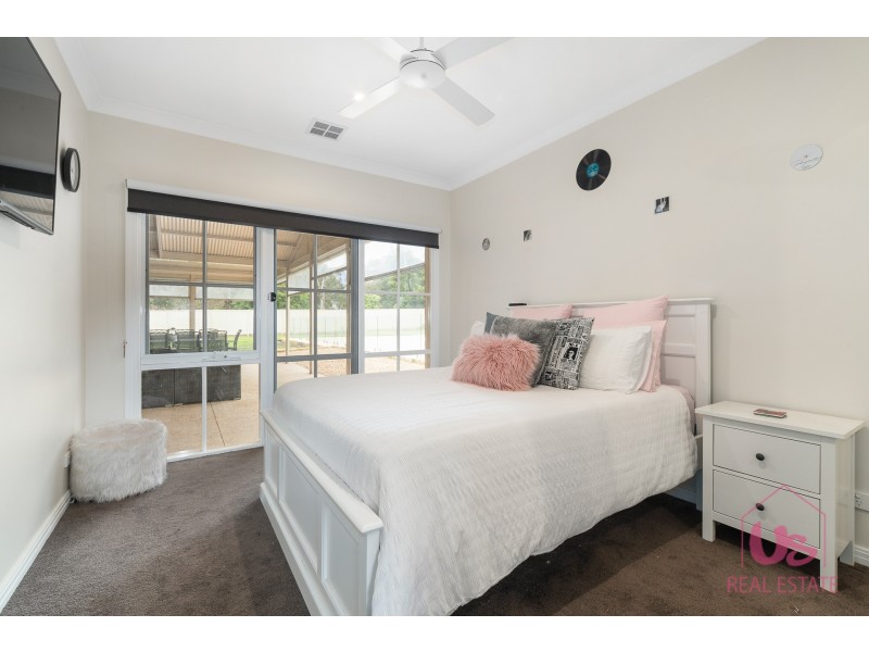 35 Grassmere Road, Langwarrin VIC 3910