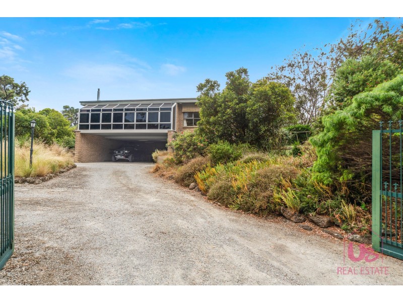 27 Gillards Road, Mount Eliza VIC 3930