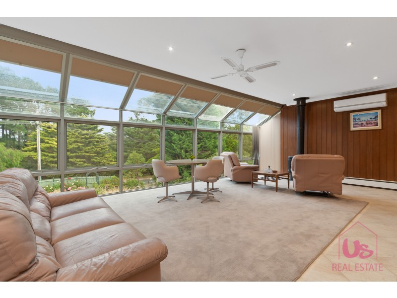 27 Gillards Road, Mount Eliza VIC 3930