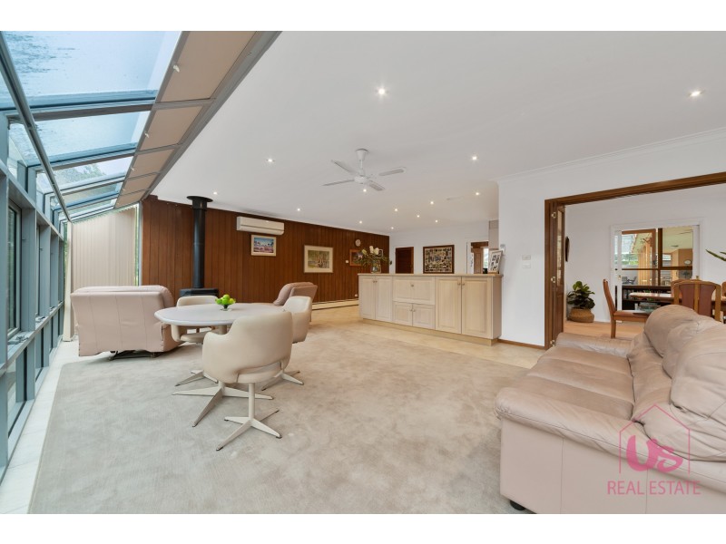 27 Gillards Road, Mount Eliza VIC 3930