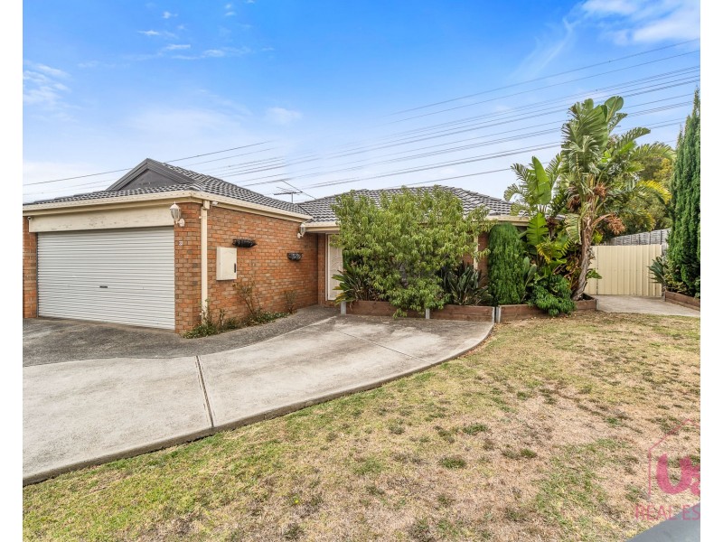32 Raisell Road, Cranbourne West VIC 3977