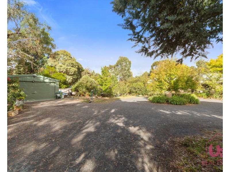 5 Sweet Wattle Drive, Cranbourne South VIC 3977