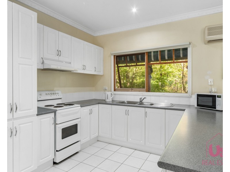 5 Sweet Wattle Drive, Cranbourne South VIC 3977