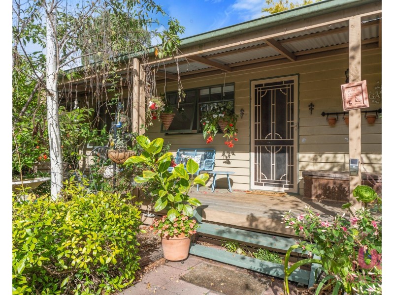 5 Sweet Wattle Drive, Cranbourne South VIC 3977