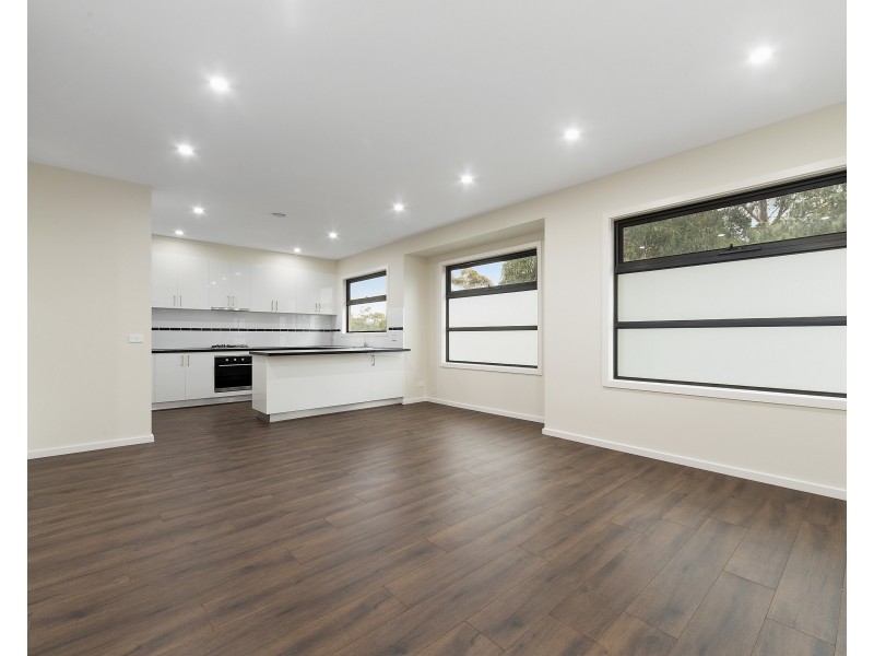 2/26 Caley Street, Frankston North VIC 3200