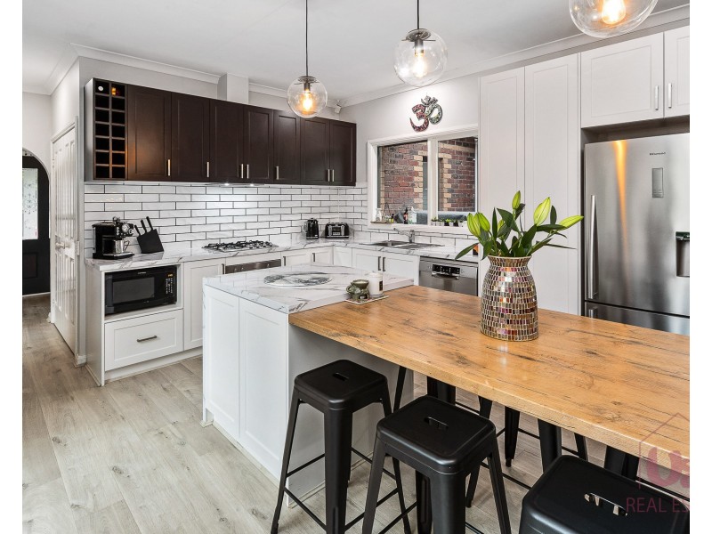 5 Kibo Court, Cranbourne North VIC 3977