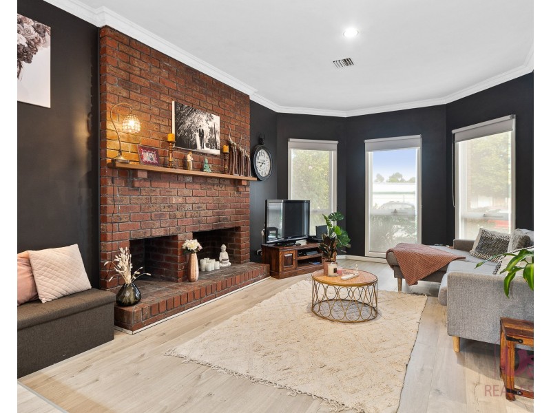 5 Kibo Court, Cranbourne North VIC 3977