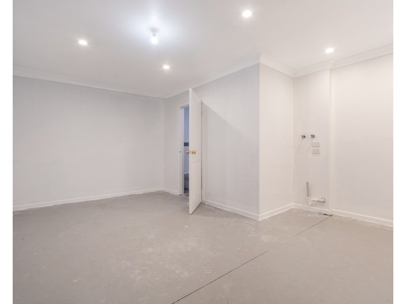 53 Worthing Road, Devon Meadows VIC 3977