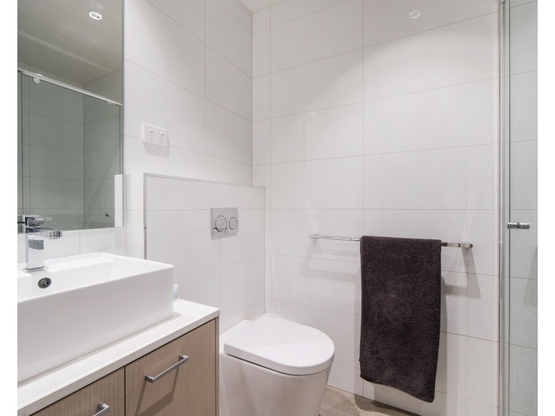 304/16 Clyde Street, Frankston VIC 3199