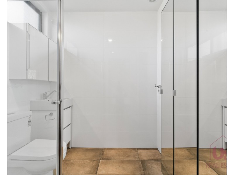 5/18 Lewis Street, Frankston VIC 3199