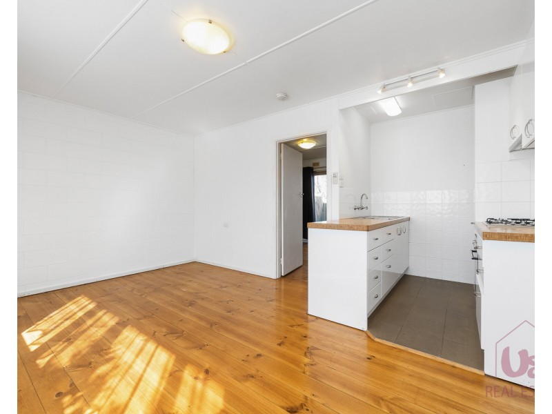 5/18 Lewis Street, Frankston VIC 3199