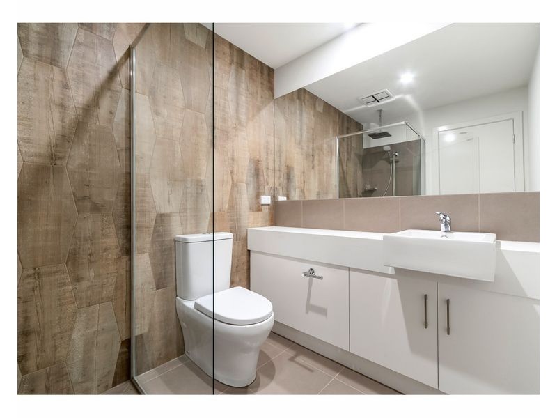 2/38 Heatherhill Road, Frankston VIC 3199