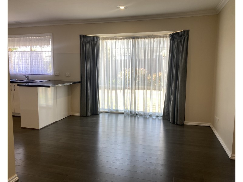 1/12 Reid Street, Frankston VIC 3199