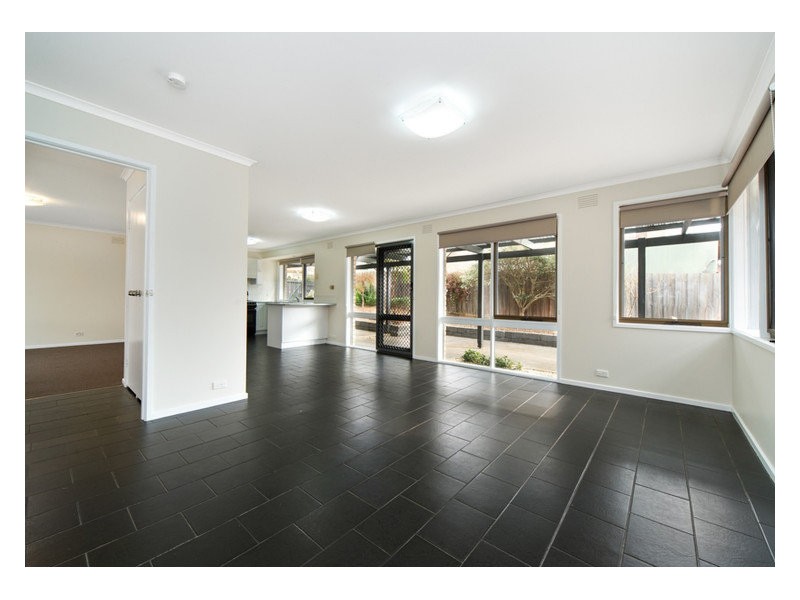 24 Gattinara Drive, Frankston VIC 3199