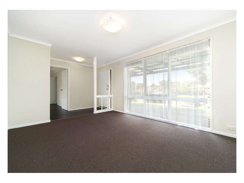 24 Gattinara Drive, Frankston VIC 3199