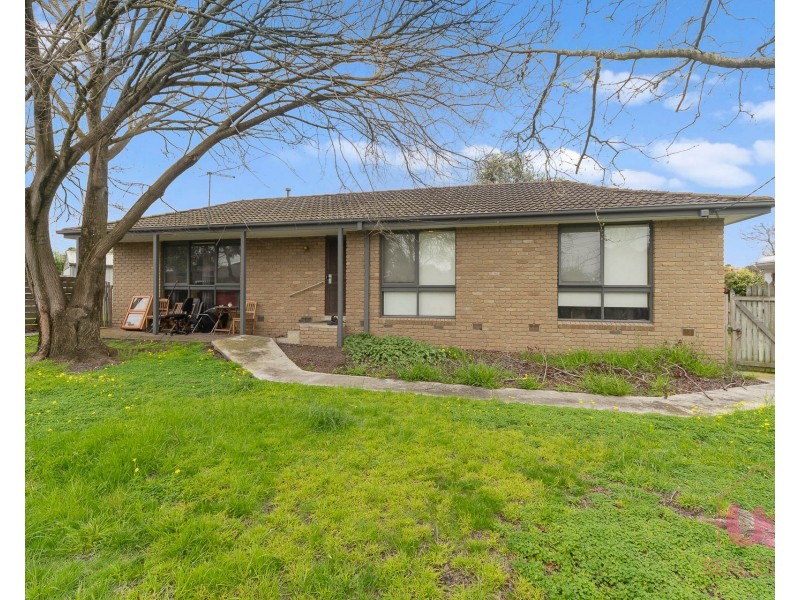 2 Almond Bush Street, Somerville VIC 3912