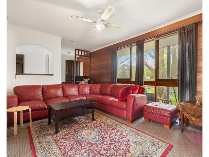 2 Almond Bush Street, Somerville VIC 3912