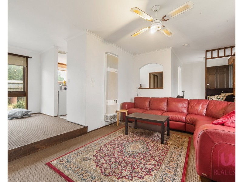 2 Almond Bush Street, Somerville VIC 3912