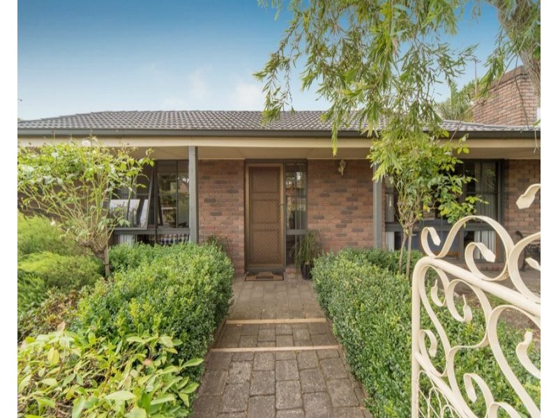 60 Ferndale Drive, Frankston VIC 3199