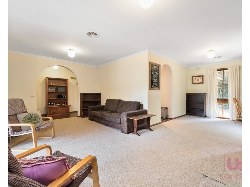 60 Ferndale Drive, Frankston VIC 3199