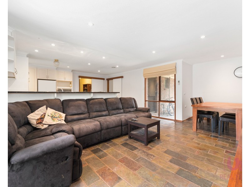 60 Ferndale Drive, Frankston VIC 3199