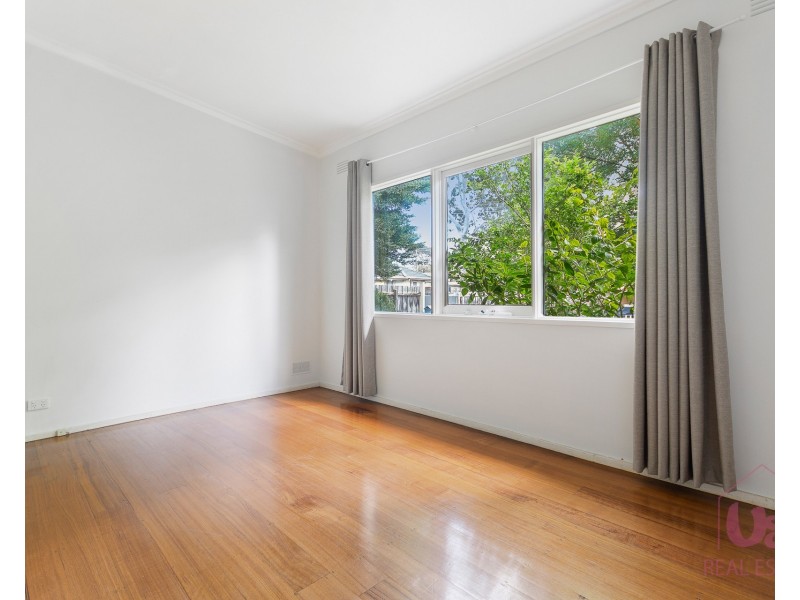 2 Helvetia Court, Frankston VIC 3199