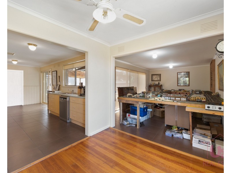 1 Benong Place, Frankston VIC 3199