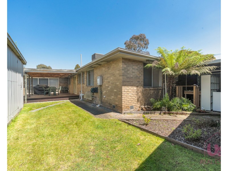 1 Benong Place, Frankston VIC 3199