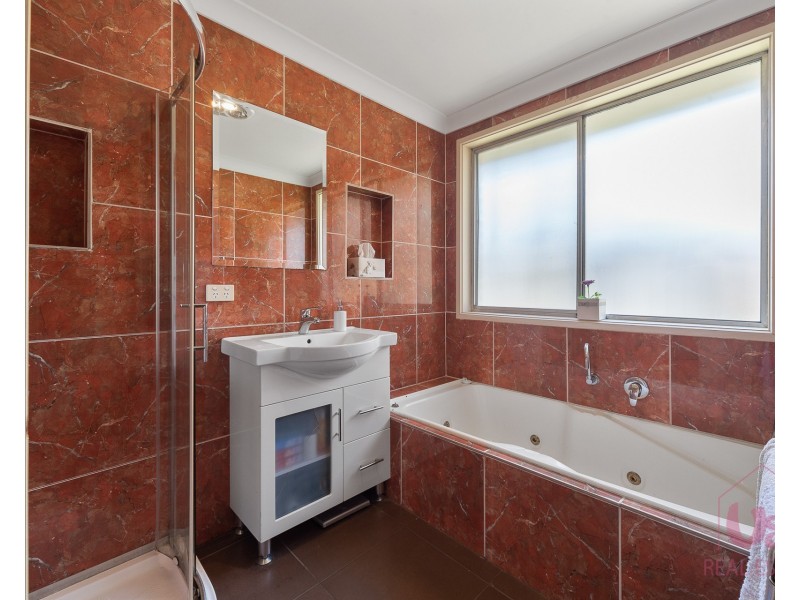 1 Benong Place, Frankston VIC 3199