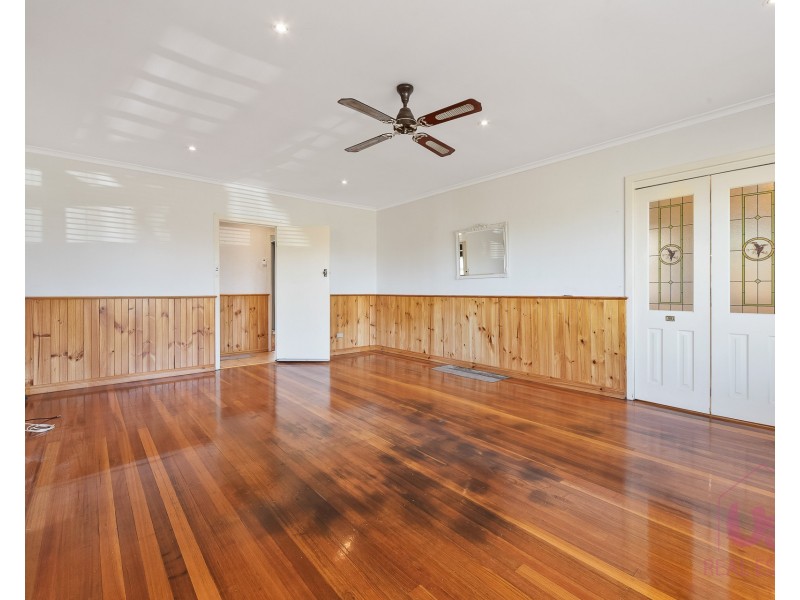 15 Monterey Boulevard, Frankston North VIC 3200