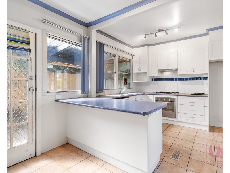 15 Monterey Boulevard, Frankston North VIC 3200