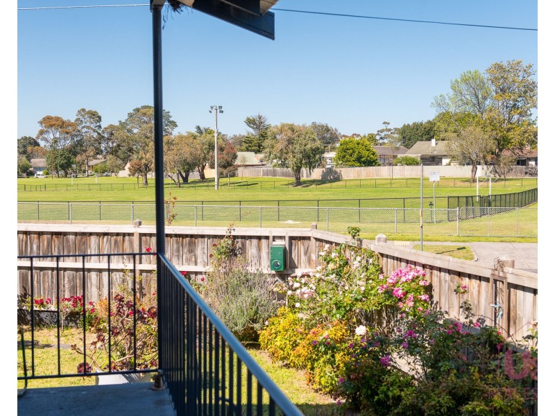 15 Monterey Boulevard, Frankston North VIC 3200