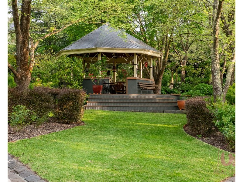 51 Ebeli Close, Narre Warren North VIC 3804