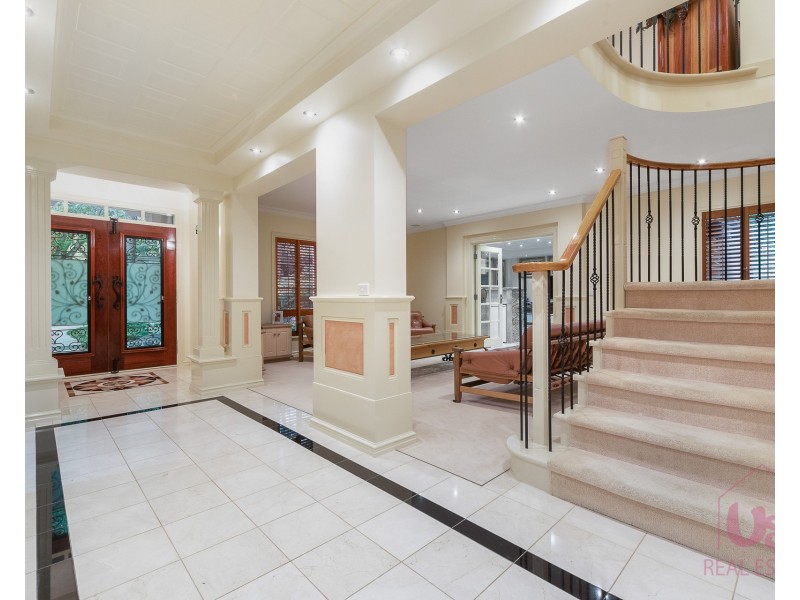 51 Ebeli Close, Narre Warren North VIC 3804