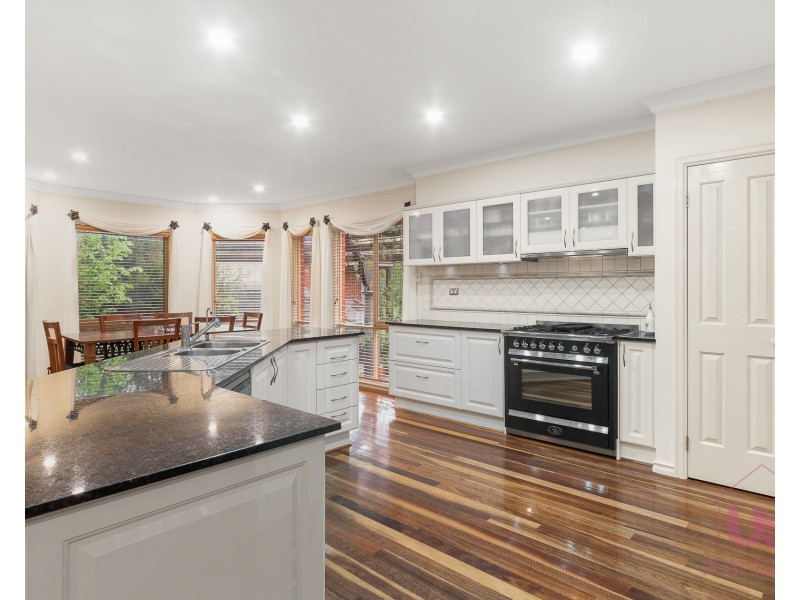 51 Ebeli Close, Narre Warren North VIC 3804