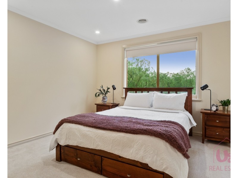 51 Ebeli Close, Narre Warren North VIC 3804