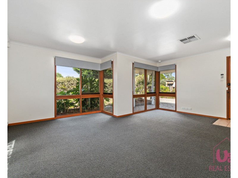 3 Kerrie Anne Court, Skye VIC 3977