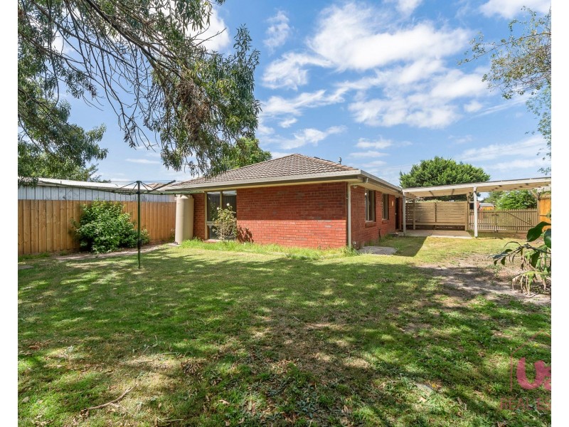 3 Kerrie Anne Court, Skye VIC 3977