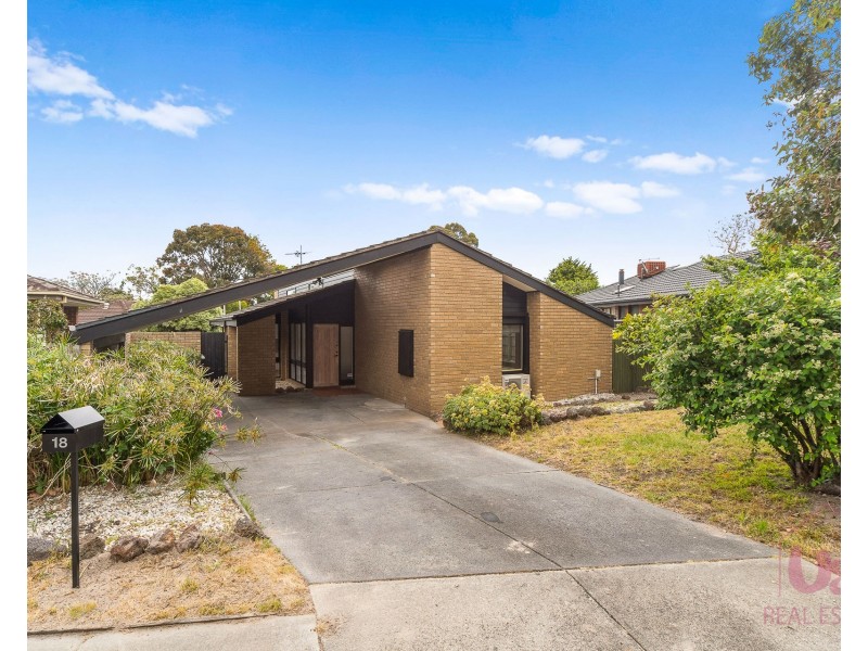 18 Tantani Street, Frankston VIC 3199