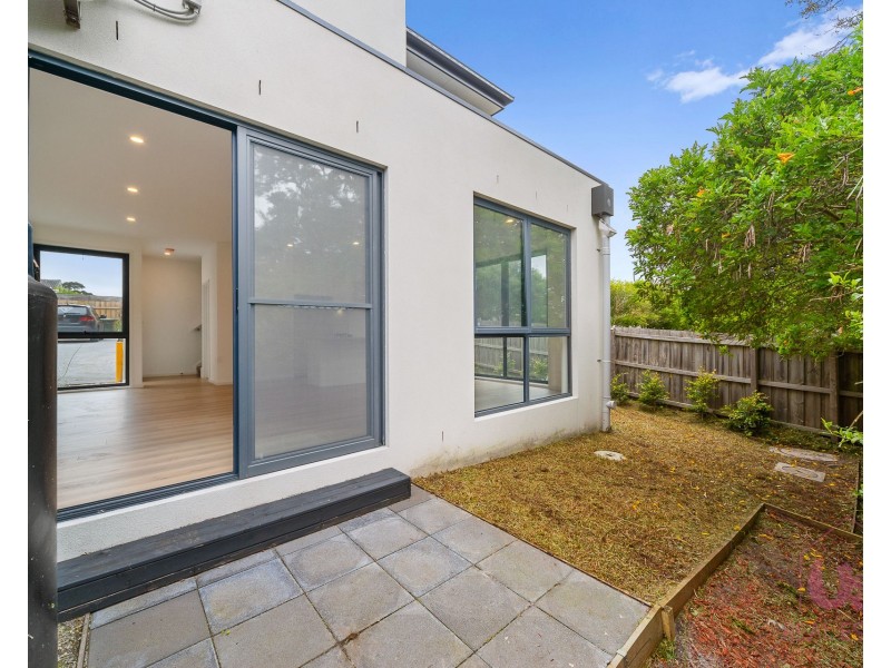 3/6a Arabil Street, Frankston VIC 3199