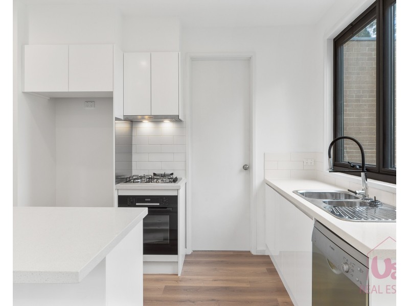 3/6a Arabil Street, Frankston VIC 3199