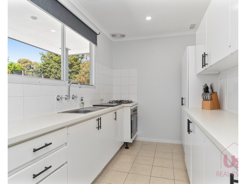 9 Quadrant Court, Hastings VIC 3915