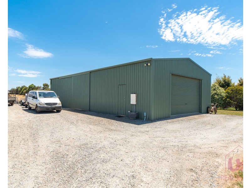 125 McDonalds Drain Road, Koo Wee Rup VIC 3981